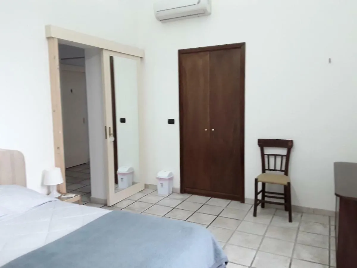 Bed and Breakfast La Casa Di Luigi Катания Италия