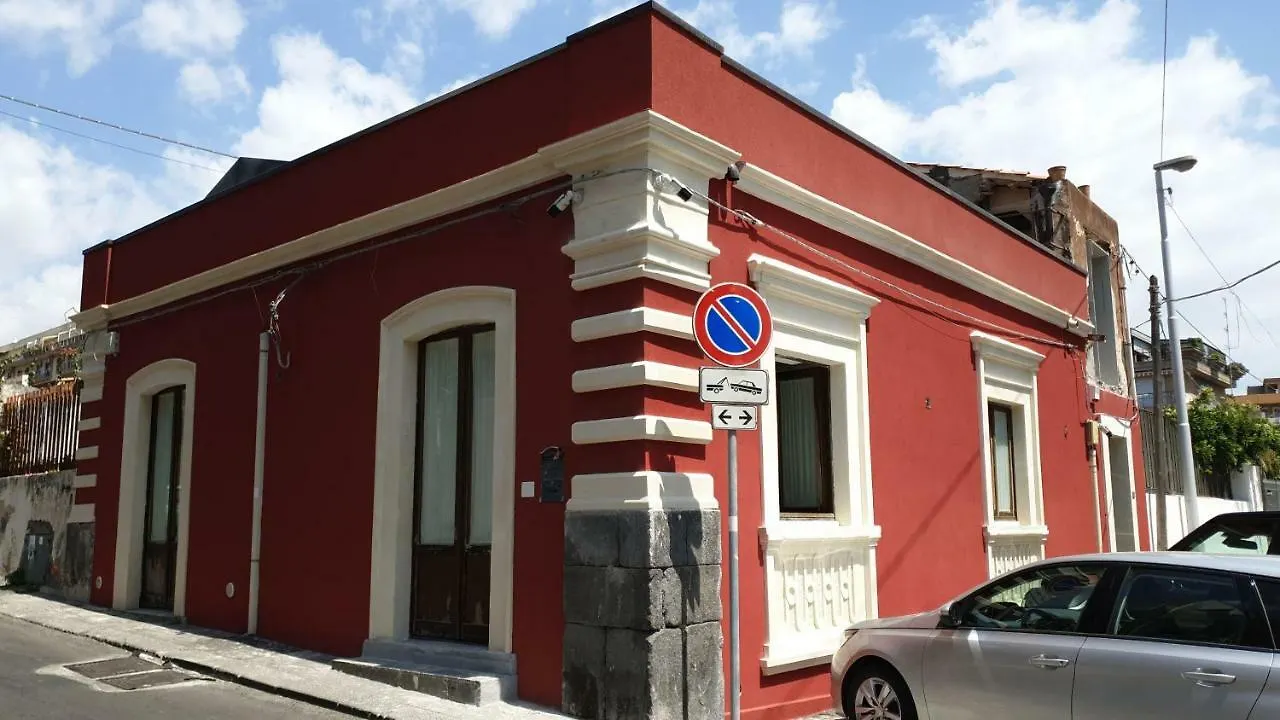 Bed and Breakfast La Casa Di Luigi Катания