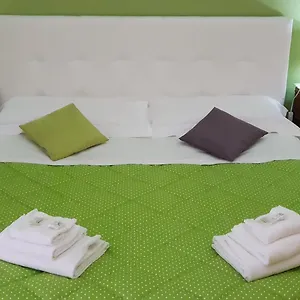 Nocleg ze śniadaniem Sicily Luxury, Katania
